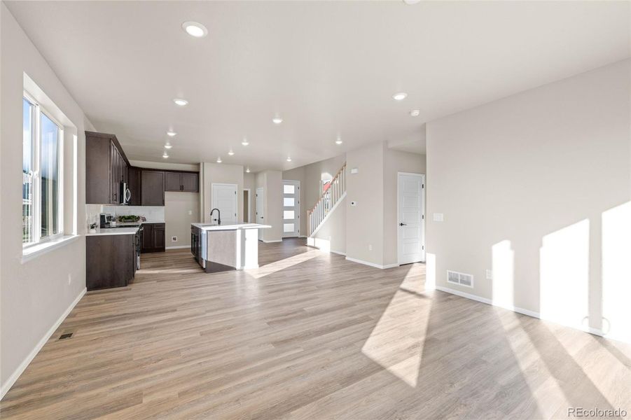 Spacious, unfurnished interior of a new home in Painted Prairie, Aurora (Image 33).