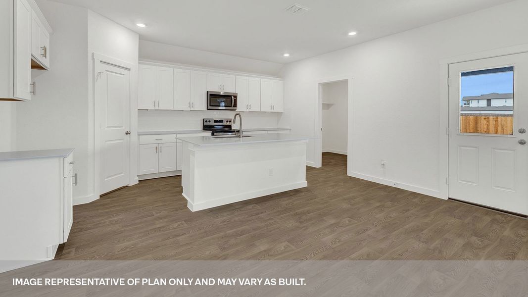 Representative furnished interior of a home built from the The Coleman by D.R. Horton in Sonoma Oaks, Fredericksburg (Image 6).