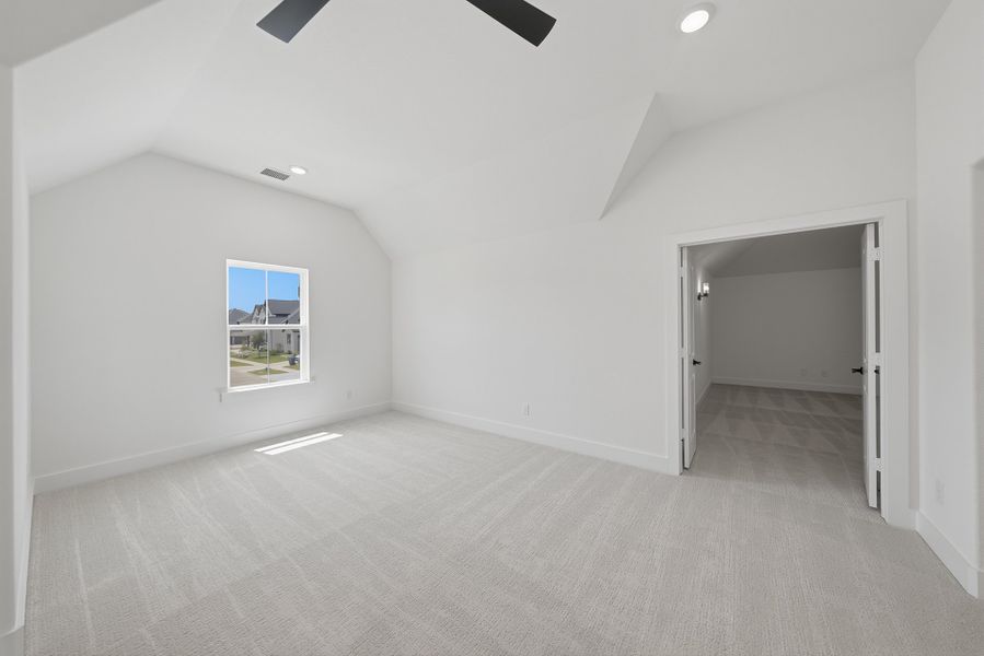 Spacious, unfurnished interior of a new home in Estates at Rockhill, Frisco (Image 30). Spacious, unfurnished interior of a new home in Estates at Rockhill, Frisco (Image 30).