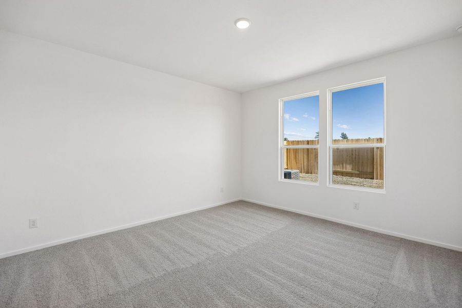 Spacious, unfurnished interior of a new home in Montgomery Bend, Montgomery (Image 17).