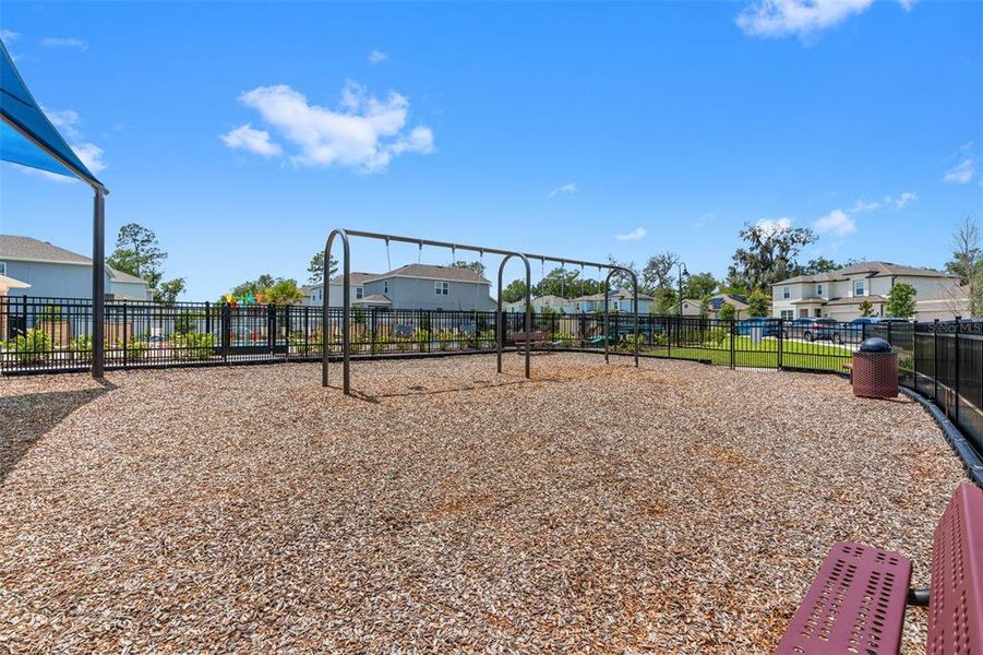 Community amenities in , Deland (Image 46).