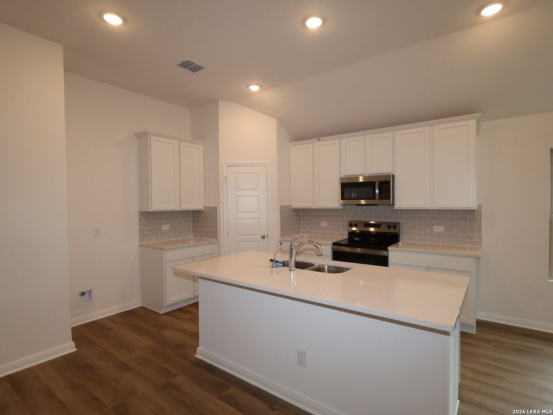 Furnished interior view inside a new home in Greenspoint Heights, Seguin (Image 11).