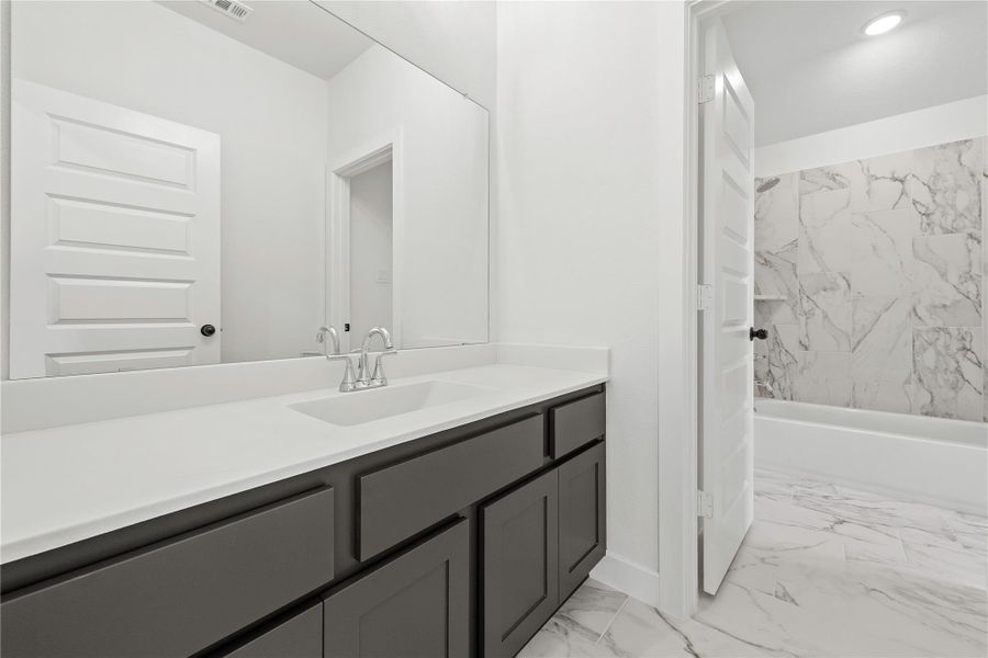 Furnished interior view inside a new home in Candela, Richmond (Image 6).