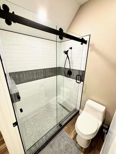 Furnished interior view inside a new home in , New Braunfels (Image 28). Furnished interior view inside a new home in , New Braunfels (Image 28).