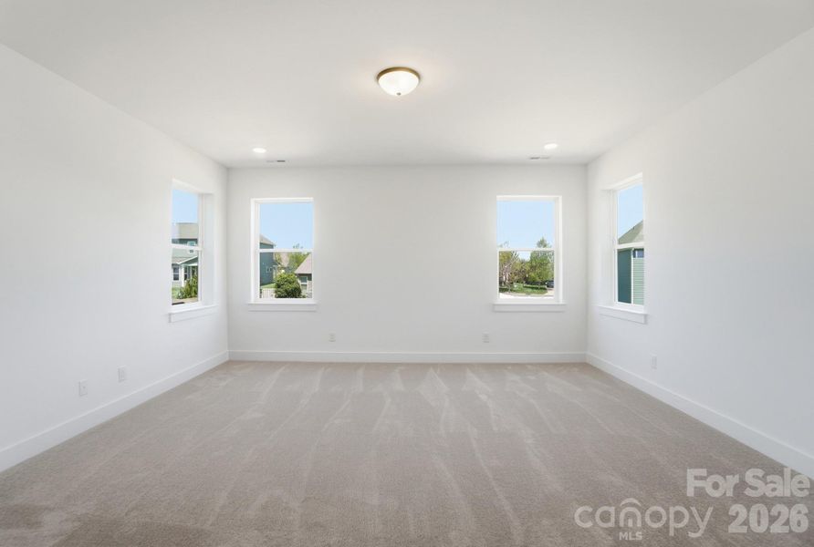 Spacious, unfurnished interior of a new home in Robinson Oaks, Gastonia (Image 38).