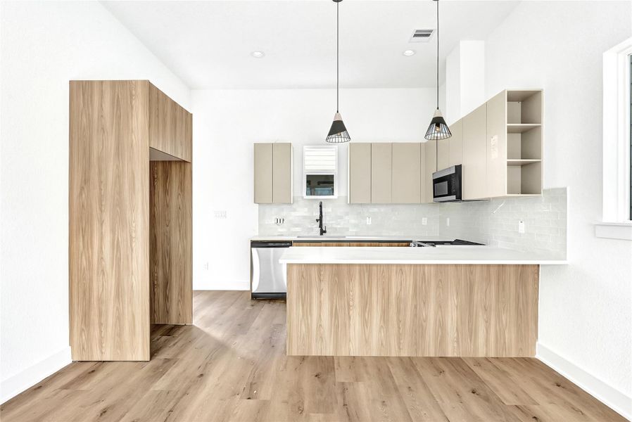 Furnished interior view inside a new home in , Houston (Image 6). Furnished interior view inside a new home in , Houston (Image 6).