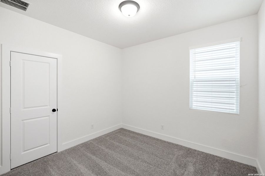 Spacious, unfurnished interior of a new home in Rose Hill, San Antonio (Image 20). Spacious, unfurnished interior of a new home in Rose Hill, San Antonio (Image 20).