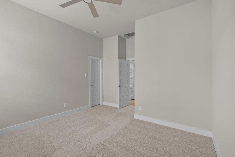 Spacious, unfurnished interior of a new home in Beacon Hill, Waller (Image 24).