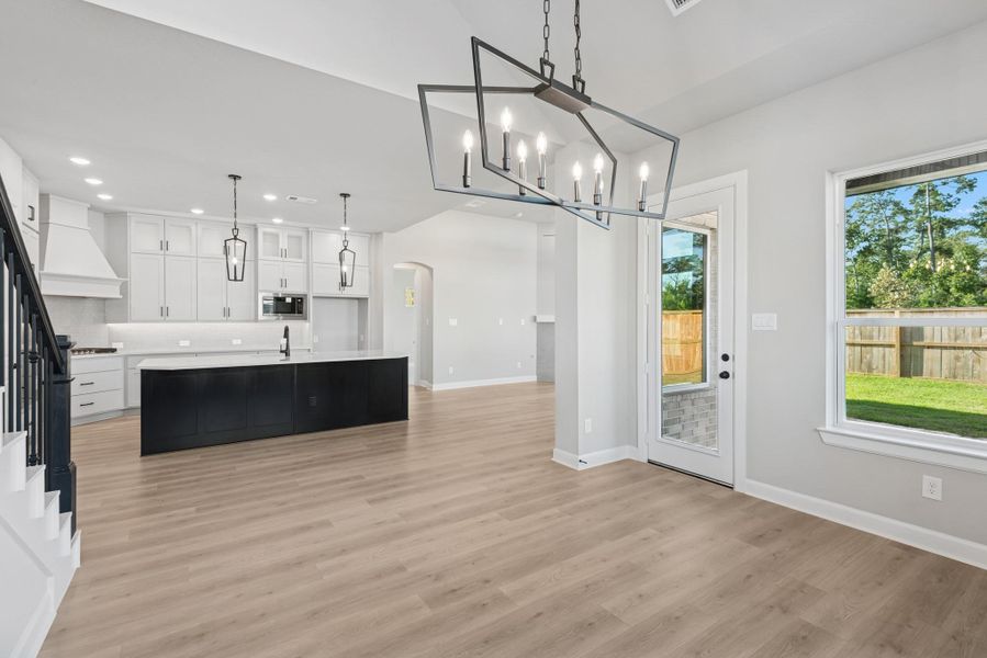 Spacious, unfurnished interior of a new home in Grand Central Park 55' Homesites, Conroe (Image 13). Spacious, unfurnished interior of a new home in Grand Central Park 55' Homesites, Conroe (Image 13).