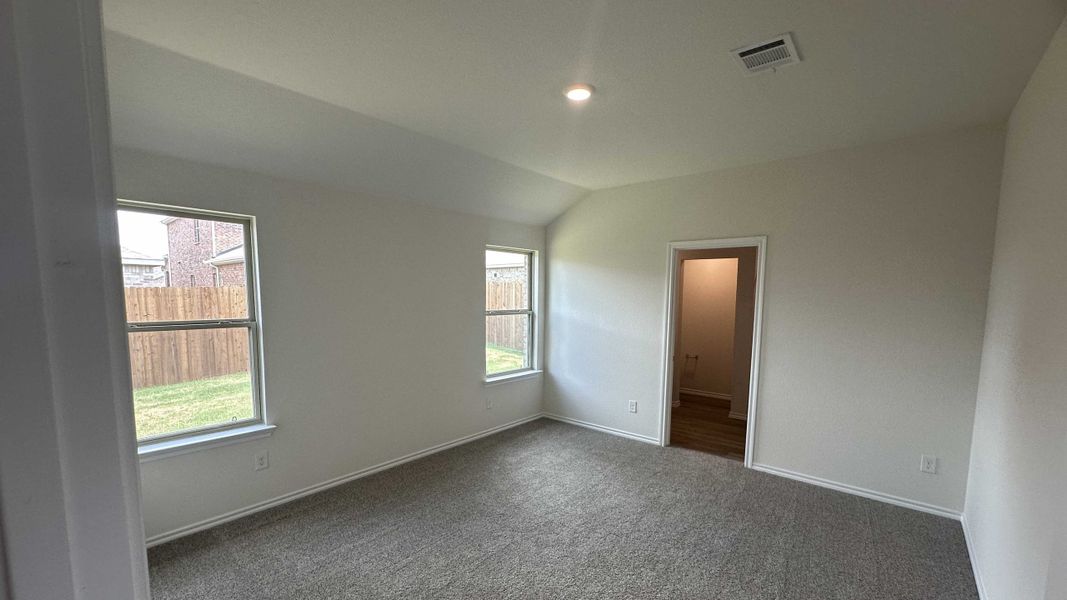 Representative unfurnished interior of a home built from the DIANA by D.R. Horton in Northspur, Forney (Image 8).