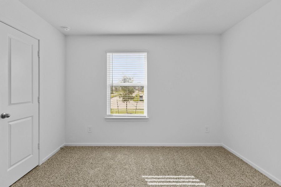 Spacious, unfurnished interior of a new home in , Splendora (Image 16).