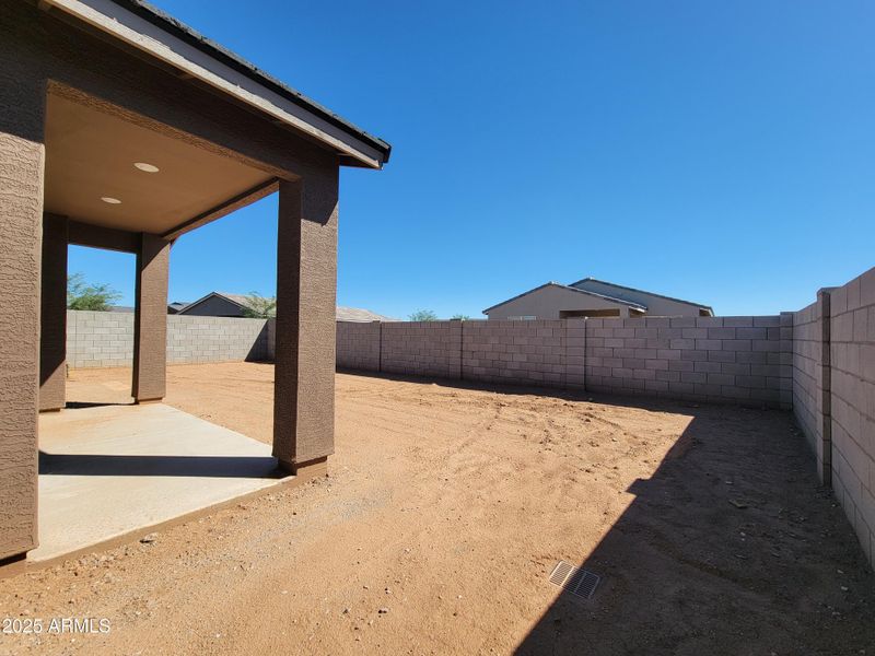 1000053661 1000053661