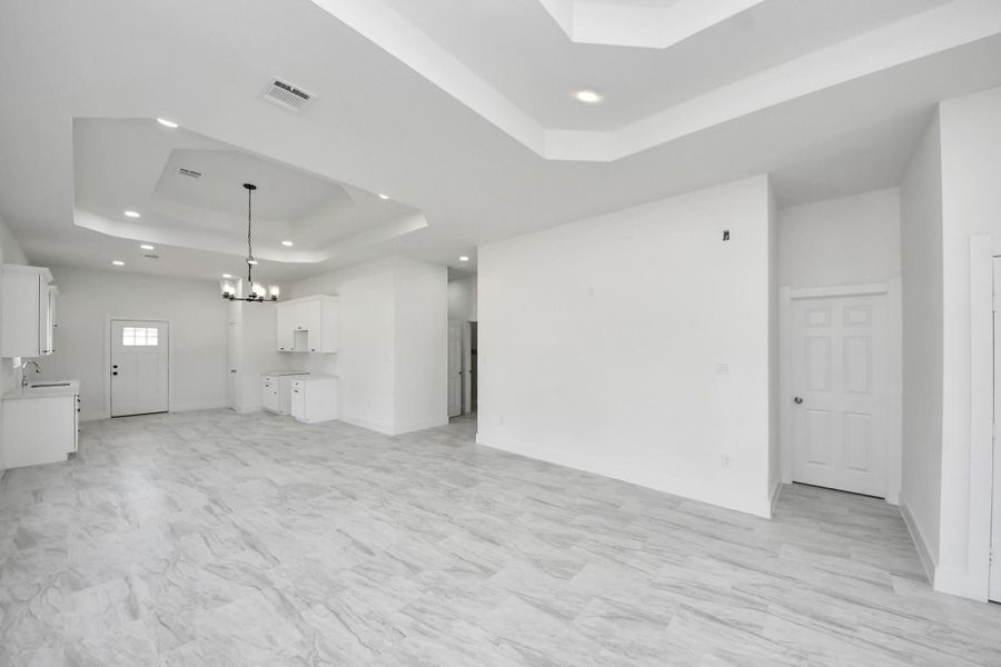 Spacious, unfurnished interior of a new home in , Splendora (Image 21).