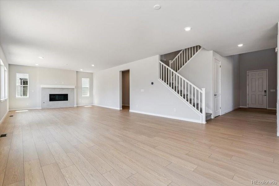 Spacious, unfurnished interior of a new home in Prestige Collection at Parkdale Commons, Lafayette (Image 23). Spacious, unfurnished interior of a new home in Prestige Collection at Parkdale Commons, Lafayette (Image 23).