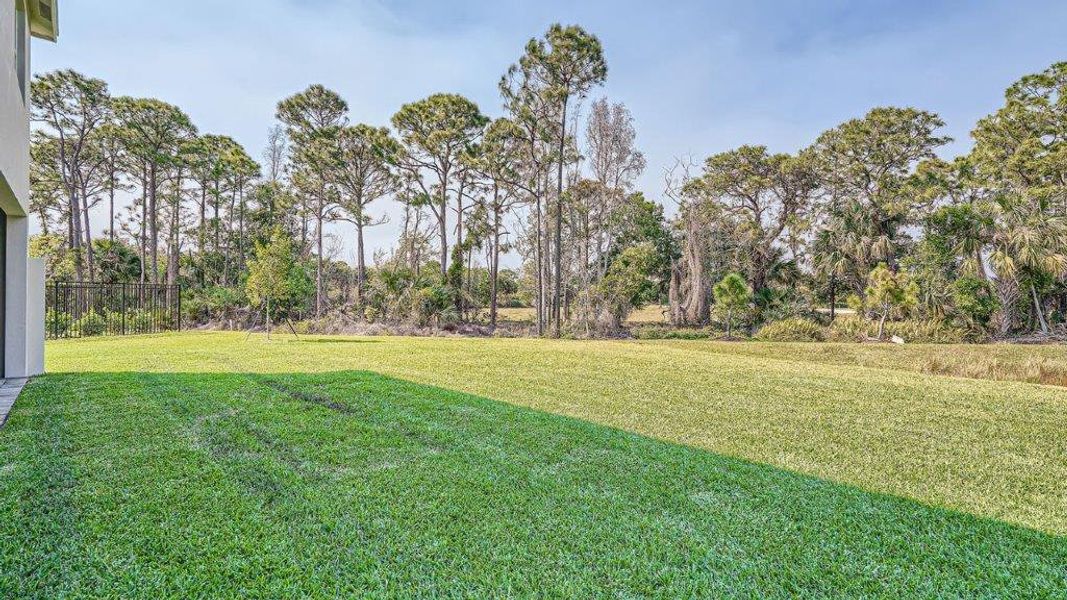 Image 23 representing the Ponte Vedra by D.R. Horton in Preserves at Park Trace, Stuart, FL.