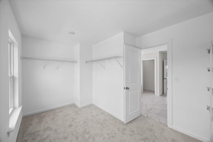 Spacious, unfurnished interior of a new home in Windsor, North Augusta (Image 37).