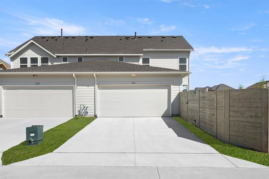 1601 Laurel- Back-3