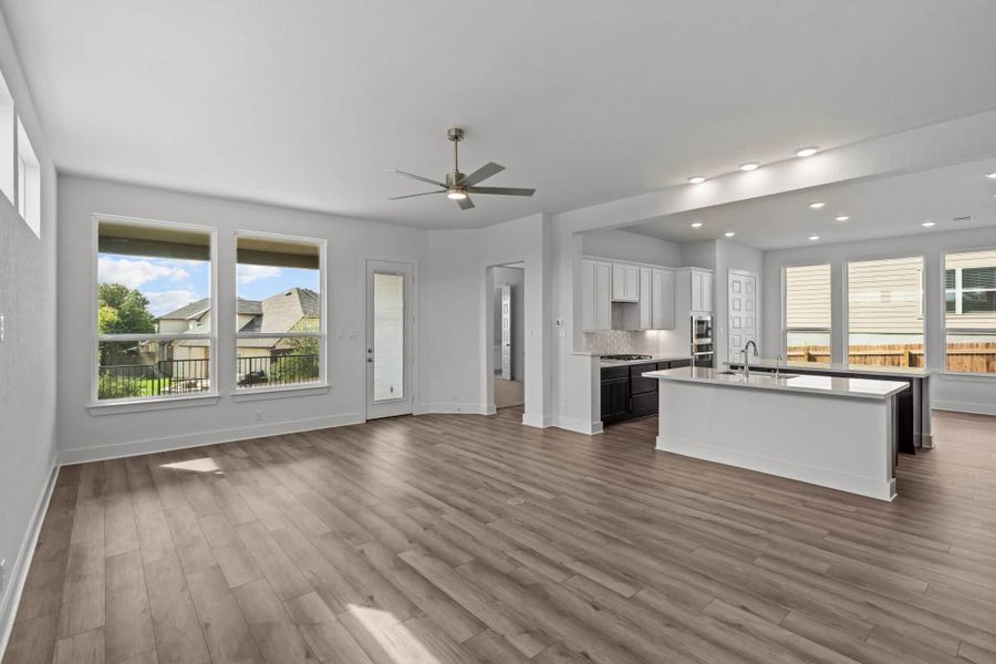 Spacious, unfurnished interior of a new home in Buffalo Crossing – New Phase Now Preselling, Cibolo (Image 16).