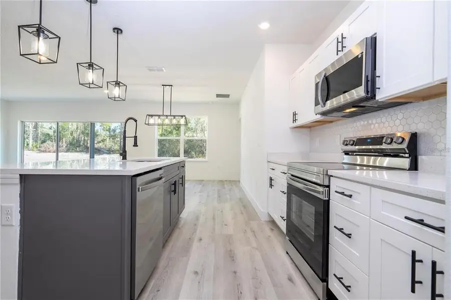 Furnished interior view inside a new home in , Eustis (Image 4).