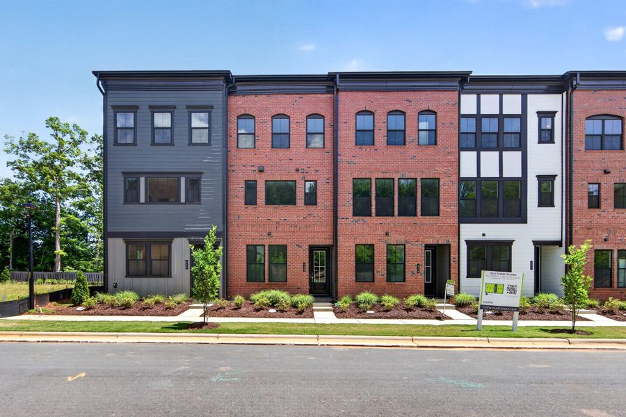 Condo located in Waxhaw, NC showcasing its design and architecture (Image 4). Condo located in Waxhaw, NC showcasing its design and architecture (Image 4).