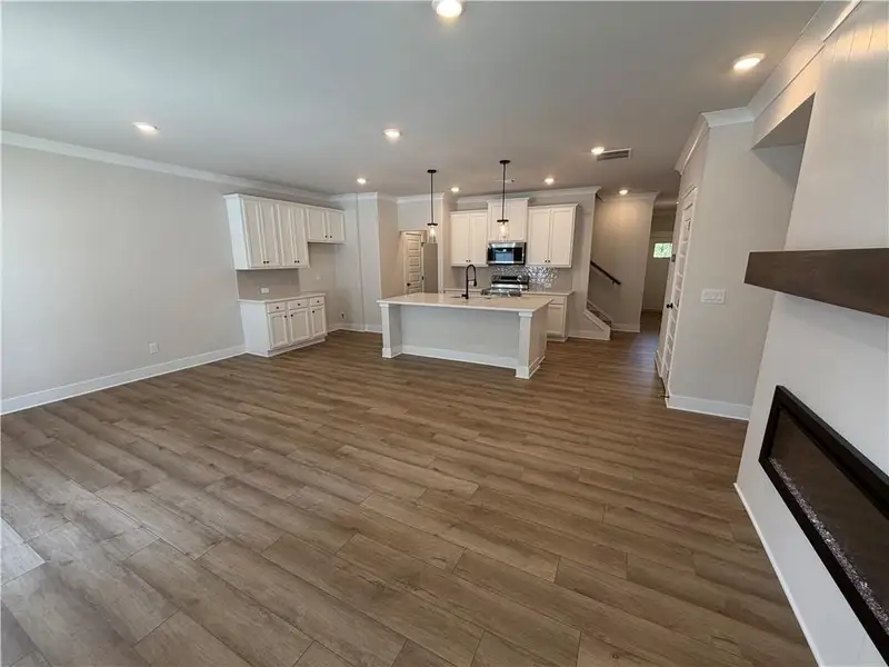 Spacious, unfurnished interior of a new home in Millstone at Mundy Mill, Gainesville (Image 12).