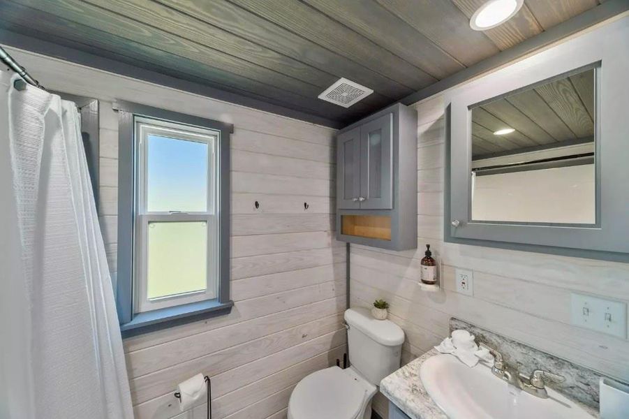 Furnished interior view inside a new home in , Fredericksburg (Image 12). Furnished interior view inside a new home in , Fredericksburg (Image 12).