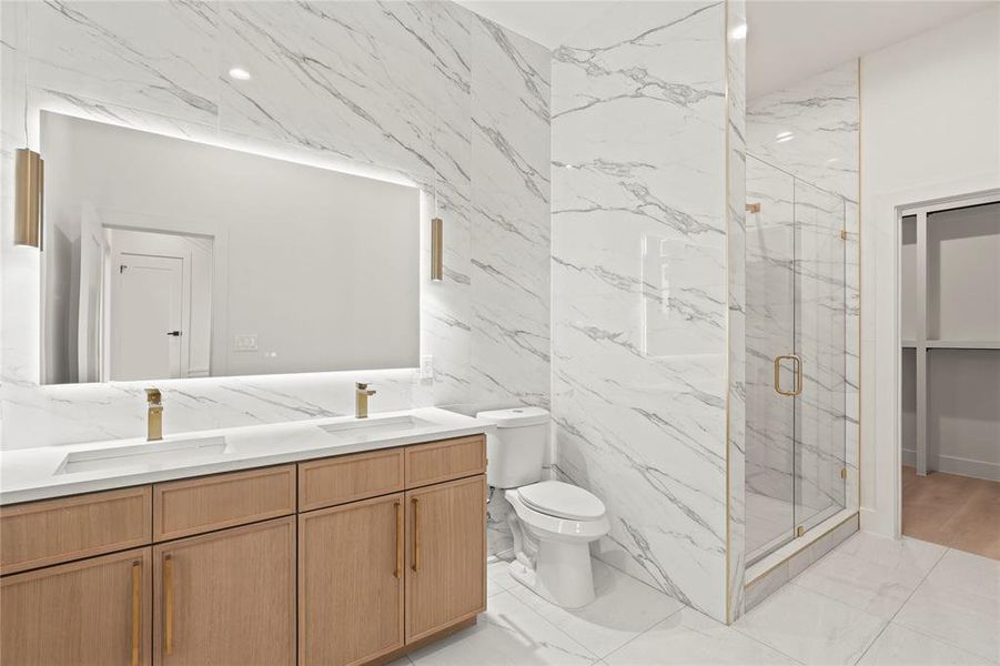 Furnished interior view inside a new home in , Dallas (Image 7).