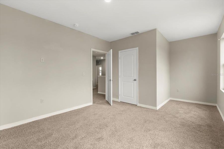 Spacious, unfurnished interior of a new home in , Mount Dora (Image 20). Spacious, unfurnished interior of a new home in , Mount Dora (Image 20).