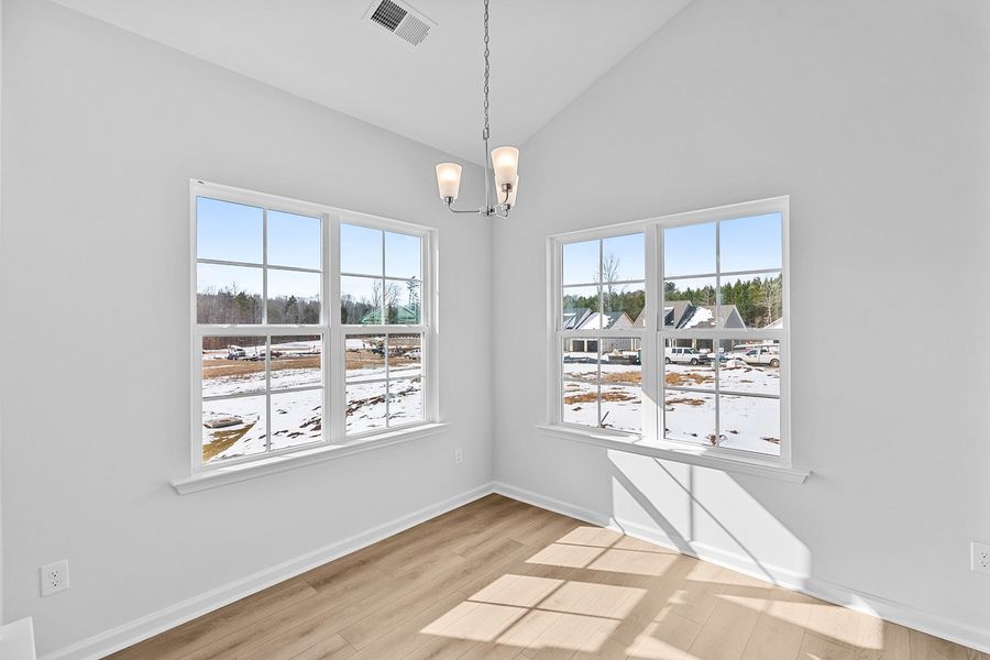 Spacious, unfurnished interior of a new home in Brayden, Advance (Image 20).