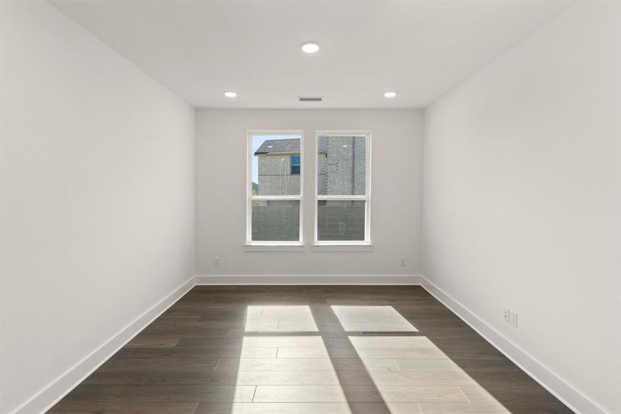 07. 2951 Andesite - Dining 07. 2951 Andesite - Dining