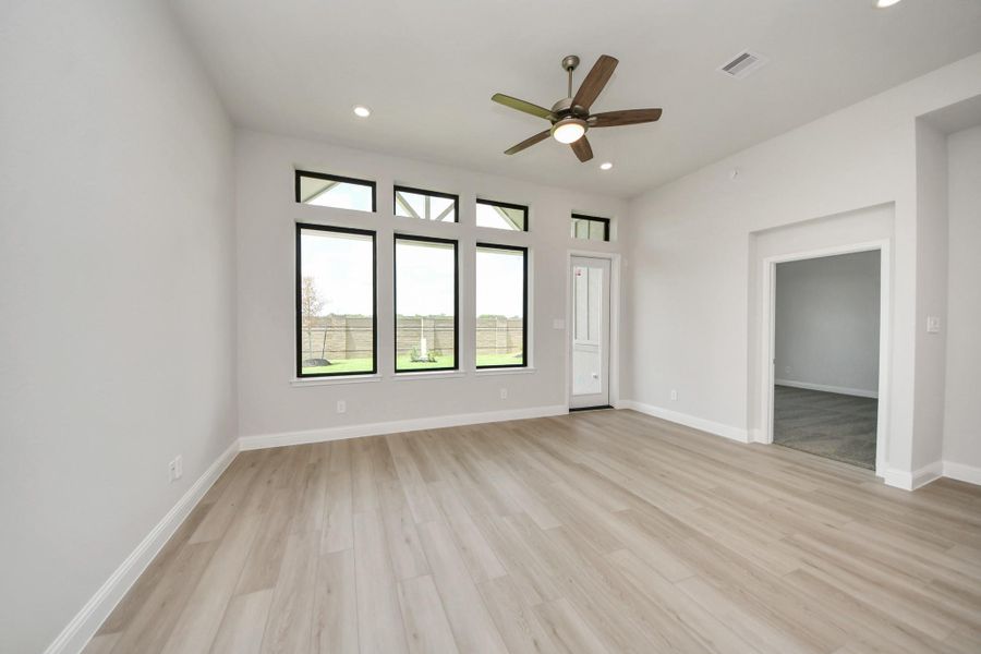 Spacious, unfurnished interior of a new home in Bridgeland: Signature Collection, Cypress (Image 29).