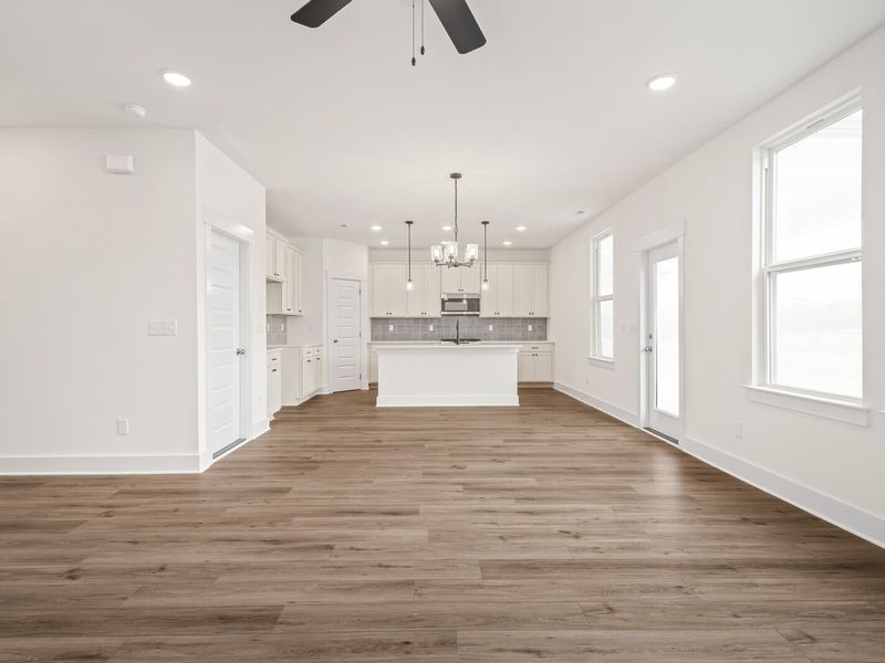 Spacious, unfurnished interior of a new home in Woods Crossing, Gallatin (Image 23).