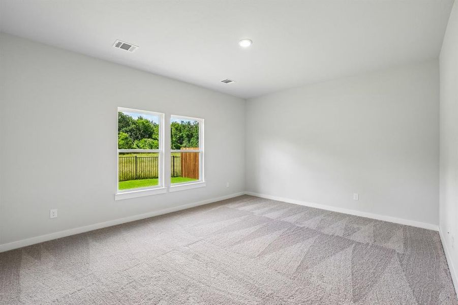 Spacious, unfurnished interior of a new home in Ambergrove, Royse City (Image 22).