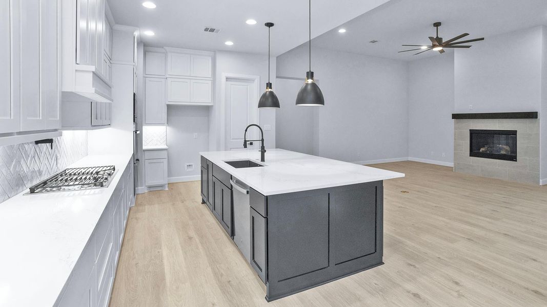 Furnished interior view inside a new home in Kresston 65', Magnolia (Image 7).