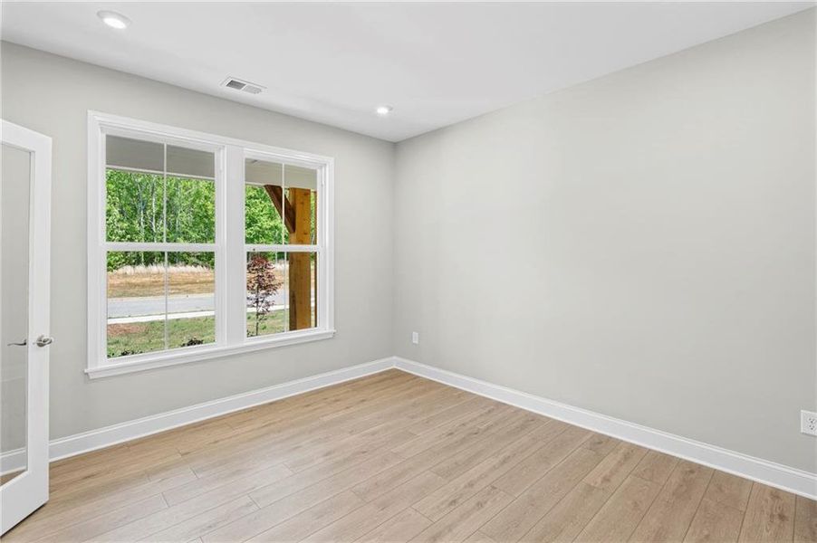 Spacious, unfurnished interior of a new home in Hidden Fields, Hoschton (Image 25). Spacious, unfurnished interior of a new home in Hidden Fields, Hoschton (Image 25).