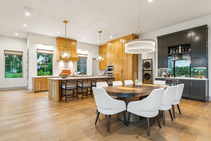 Furnished interior view inside a new home in , Malakoff (Image 30).