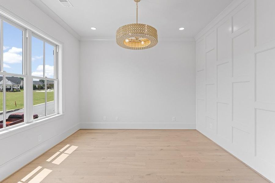 Spacious, unfurnished interior of a new home in Chateau E´lan, Braselton (Image 31). Spacious, unfurnished interior of a new home in Chateau E´lan, Braselton (Image 31).