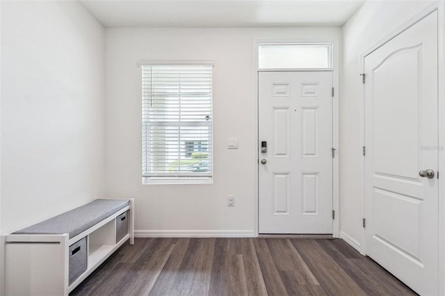 Spacious, unfurnished interior of a new home in Windrose, Apopka (Image 19).