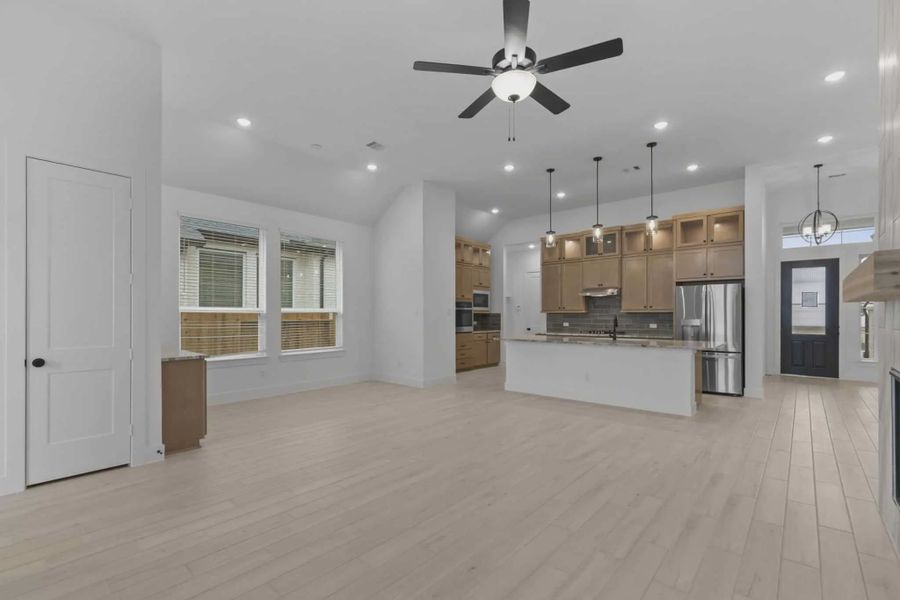Representative unfurnished interior of a home built from the Summerton by Chesmar Homes in Prominence 50's, San Antonio (Image 9).