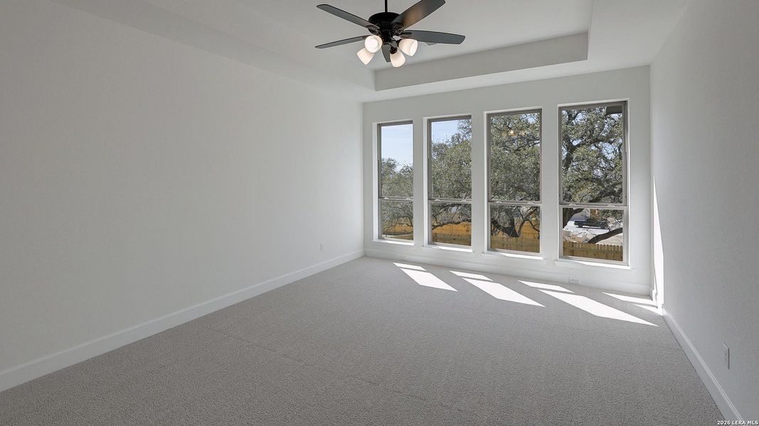 Spacious, unfurnished interior of a new home in The Ranches at Creekside, Boerne (Image 26).