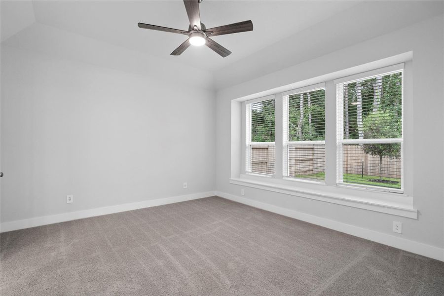 Spacious, unfurnished interior of a new home in Madeley Creek, Conroe (Image 26). Spacious, unfurnished interior of a new home in Madeley Creek, Conroe (Image 26).