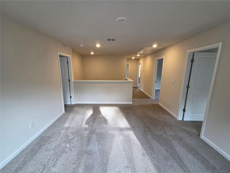 Spacious, unfurnished interior of a new home in , Dawsonville (Image 15).
