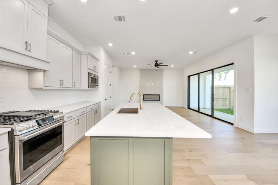 Furnished interior view inside a new home in Caywood Place, Houston (Image 10).
