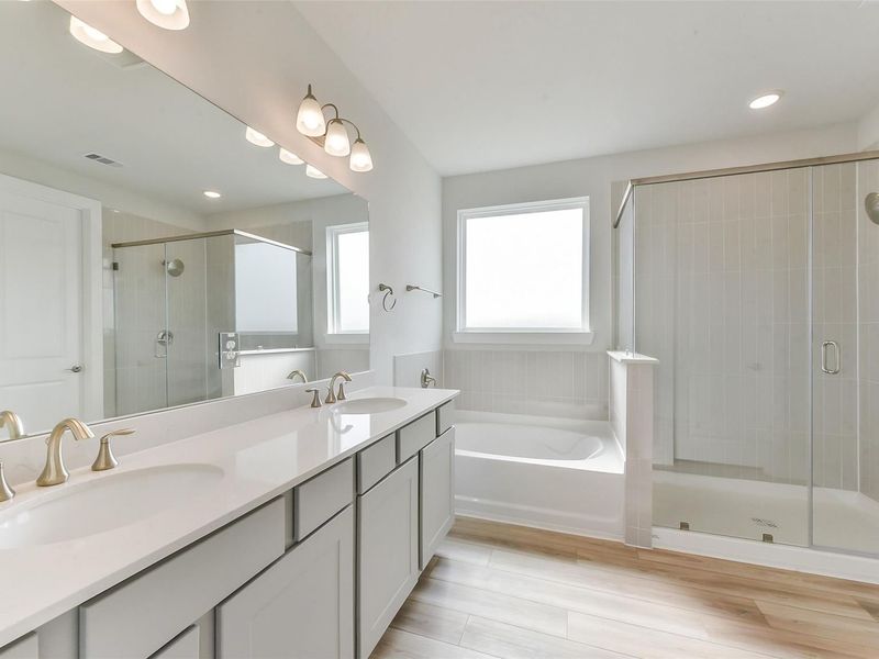 Furnished interior view inside a new home in Lago Mar, Texas City (Image 7).
