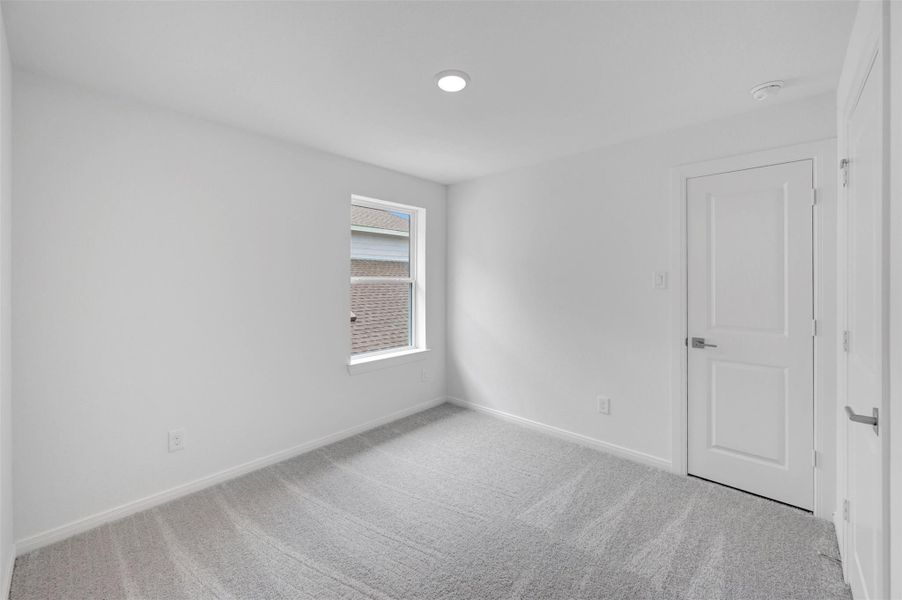 Spacious, unfurnished interior of a new home in Legacy - Retreat Collection, League City (Image 18).