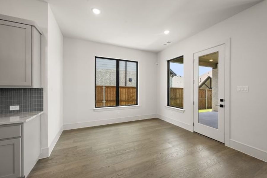 Spacious, unfurnished interior of a new home in Rio Vista at Kelly Ranch, Aledo (Image 47). Spacious, unfurnished interior of a new home in Rio Vista at Kelly Ranch, Aledo (Image 47).