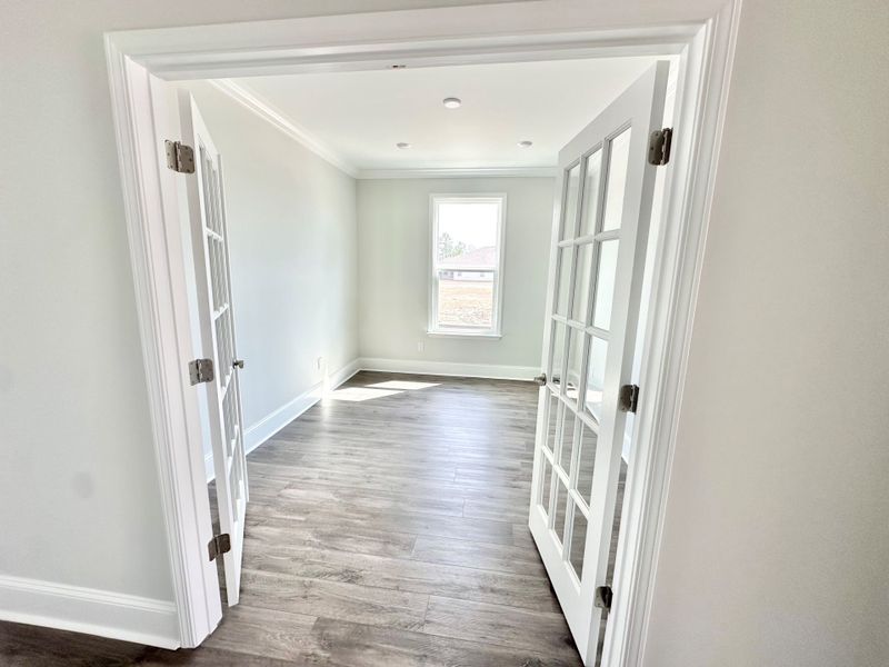 Spacious, unfurnished interior of a new home in Del Webb Wilmington at Mallory Creek, Leland (Image 14).