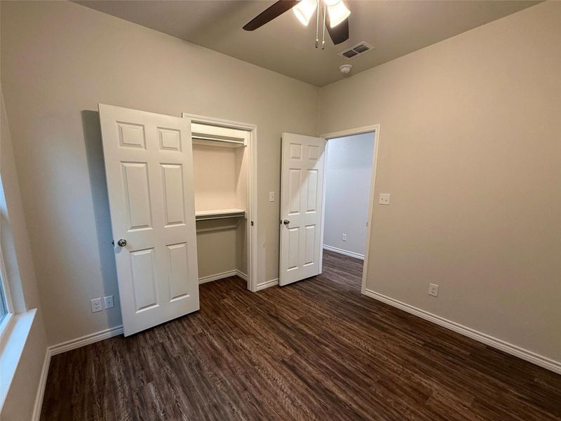 Spacious, unfurnished interior of a new home in , Longview (Image 12).