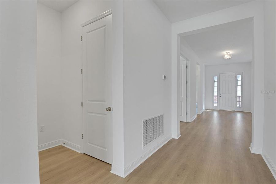 Spacious, unfurnished interior of a new home in Palms at Windermere, Windermere (Image 45).