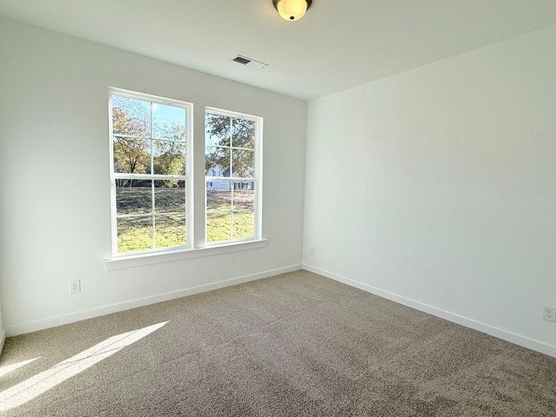 Spacious, unfurnished interior of a new home in Westlyn, Winder (Image 13).